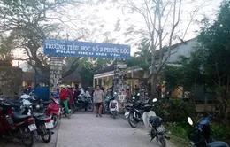 Sập trụ đỡ dãy phòng học, 1 học sinh tử vong